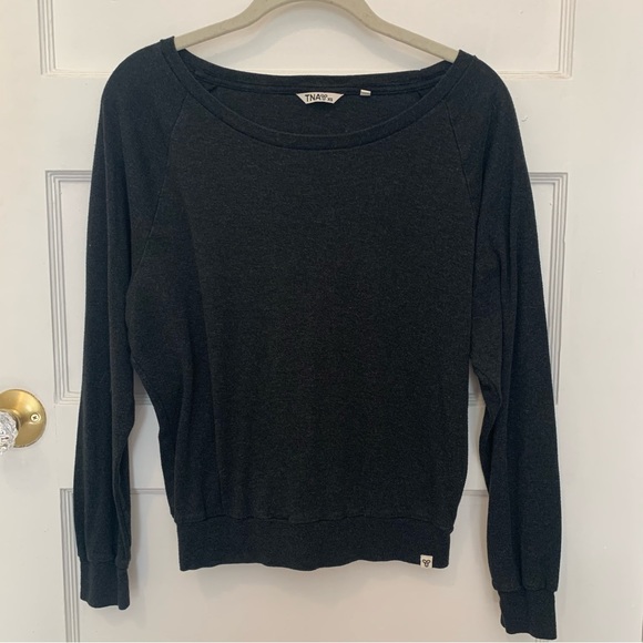Aritzia TNA Dark Gray Long Sleeve Top - Picture 2 of 11